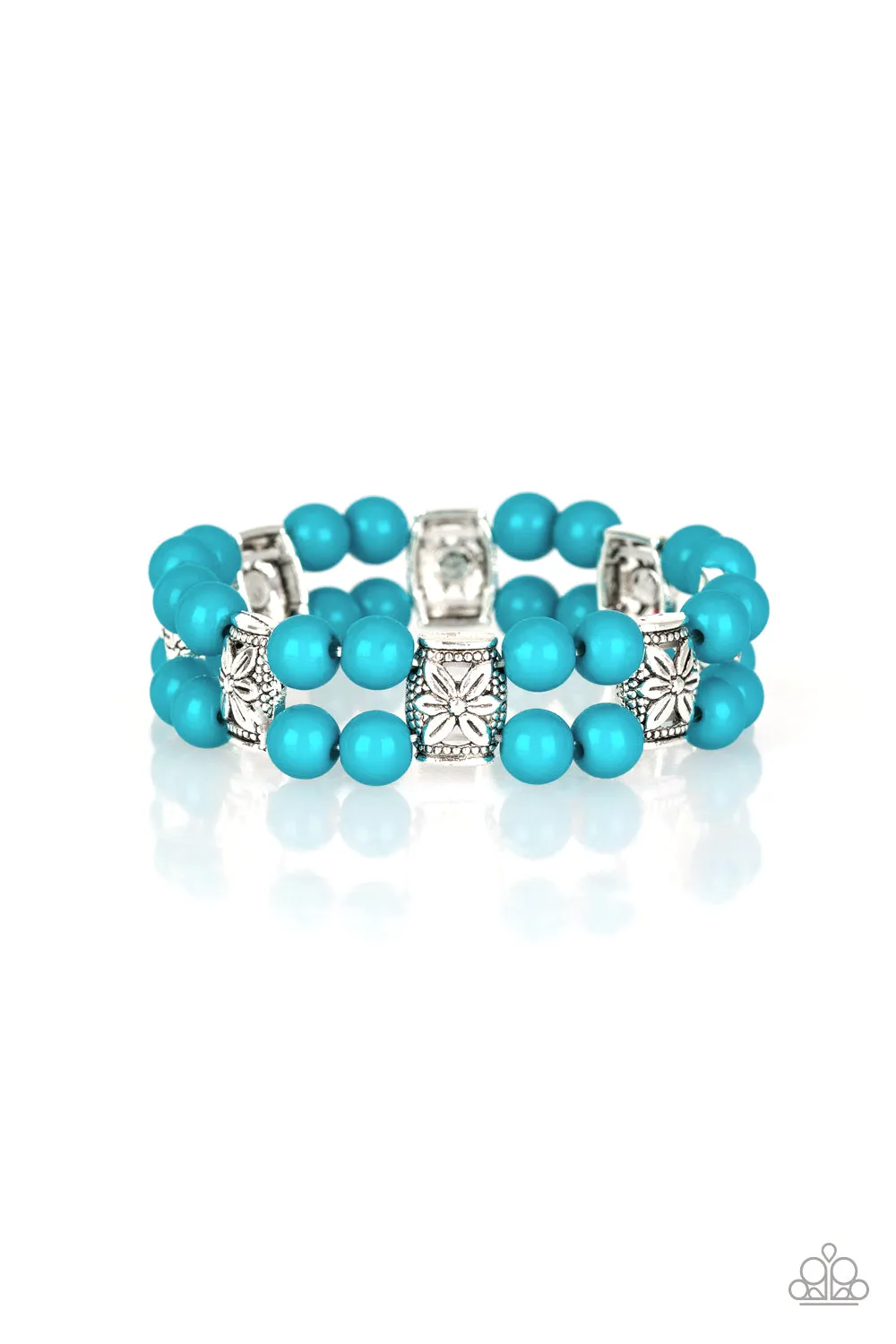 Paparazzi Daisy Debutante Blue Bracelet